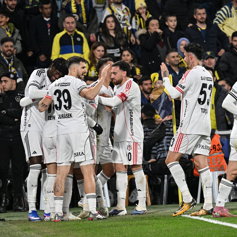 Büyük derbiyi kazanan takım Beşiktaş oldu!