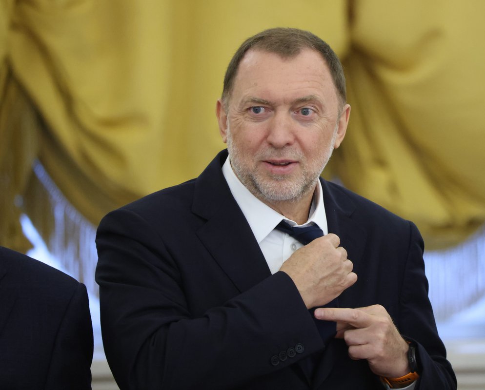 Russian billionaire says 12-hour days and 6-day workweeks could help save the economy