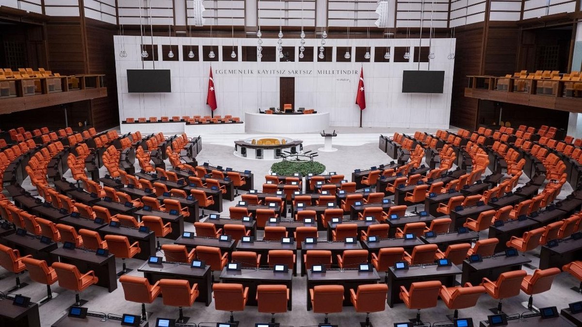 "AK Parti'nin Meclis'teki koltuk sayısı 272'ye çıktı"