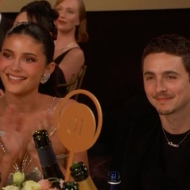 Timothée Chalamet ve Kylie Jenner, 2026 Altın Küre Ödülleri'nde Öpüştü