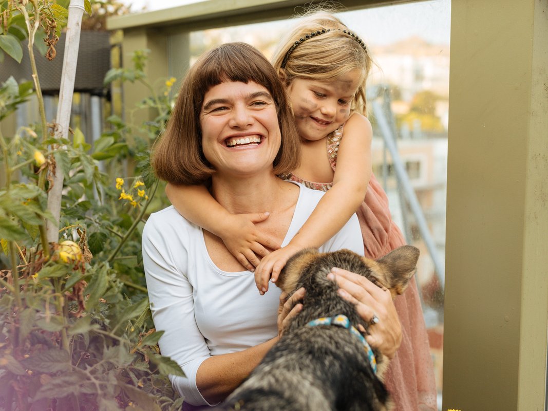 'Let your kids be bored' is bad advice. Here's how I got my 10-year-old daughter off screens — without the tears.