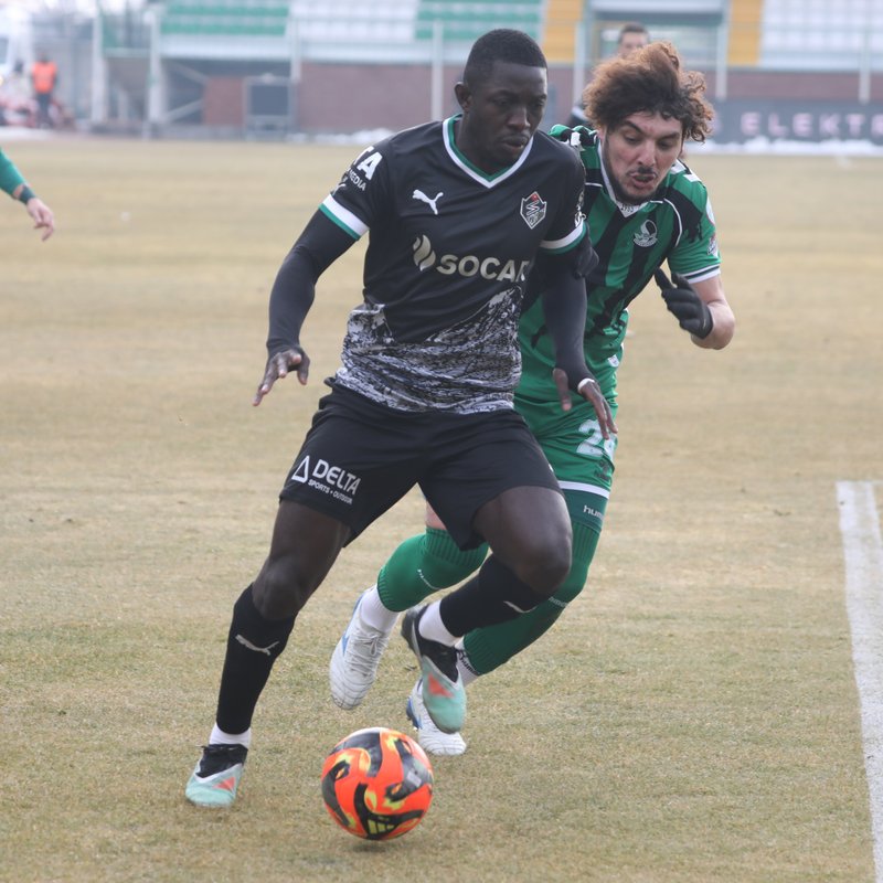 Iğdır FK, rakibini tek golle: mağlup ederek üç puanı kazandı!