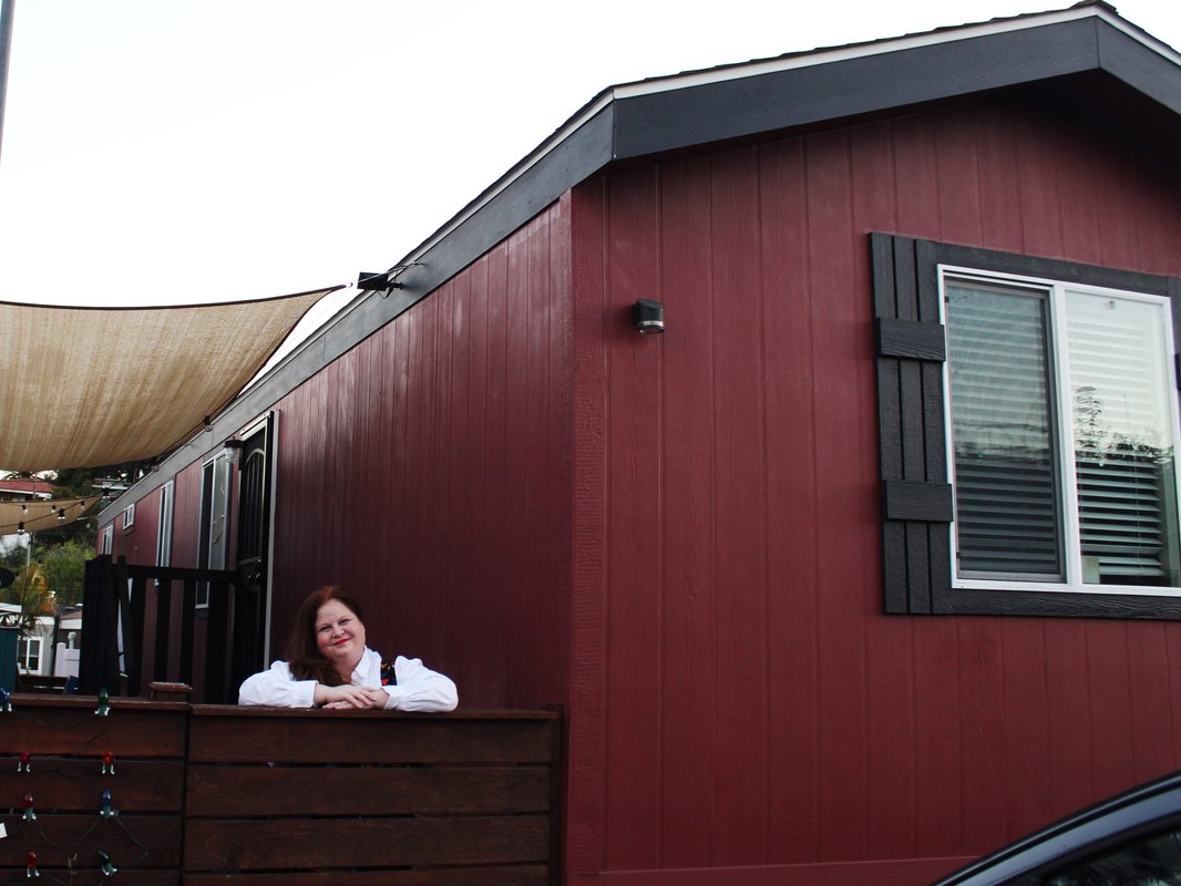 I bought a $140,000 mobile home in: a Los Angeles neighborhood where houses cost millions