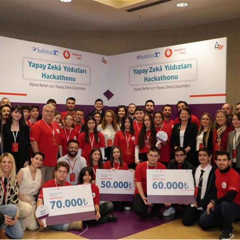 "Yapay Zeka Temalı Hackathon'unun Sonuçları Açıklandı"