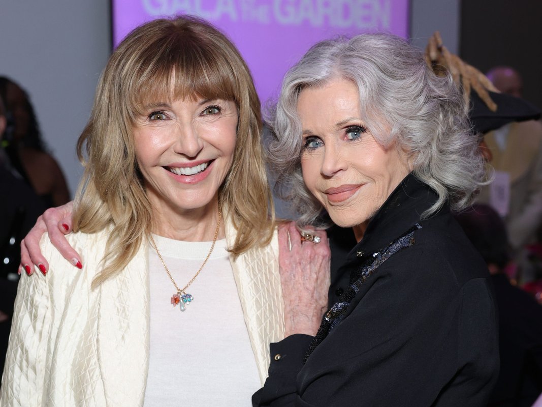 "72 yaşındaki Mary Steenburgen, Jane Fonda'nın tavsiyelerinin yaşlanma anlayışını değiştirdiğini belirtti"