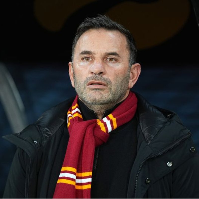 "Okan Buruk, Lang ve yeni transferlerle ilgili önemli duyuruda bulundu!"