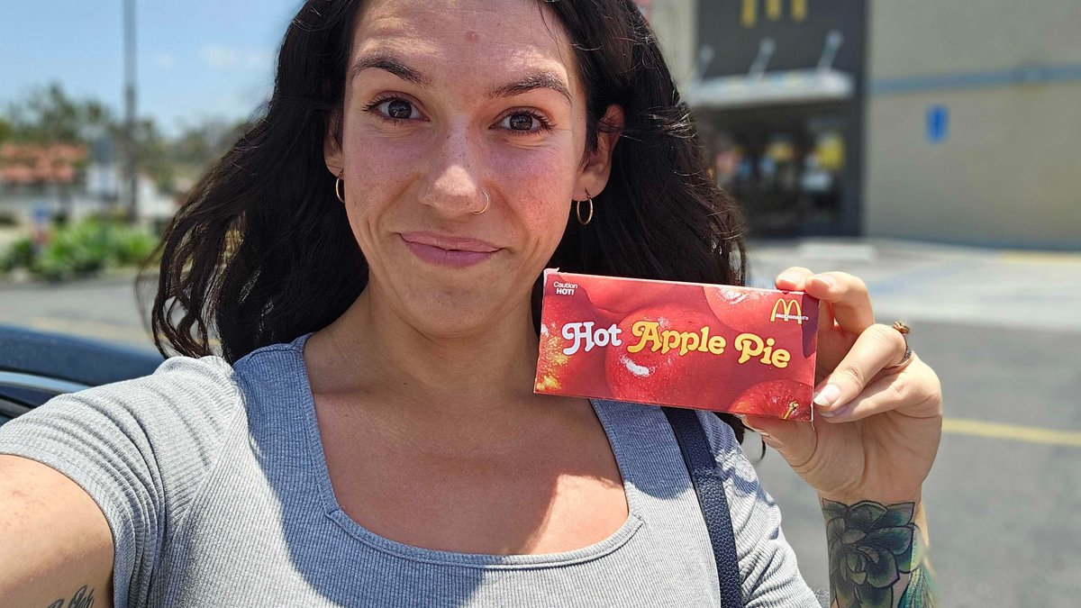 I tried 4 patriotic fast food promotions, and the best one captured the spirit of America's 250th birthday
