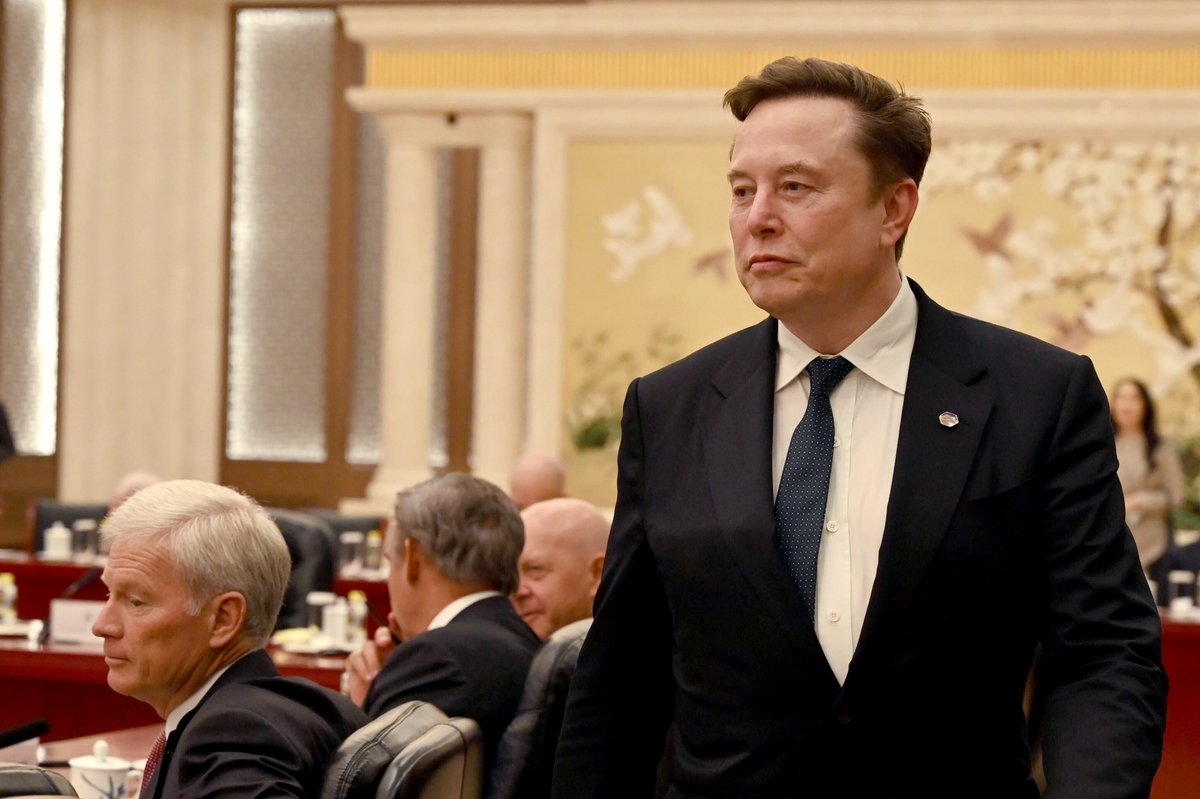 Elon Musk's plan to keep complete control of SpaceX even after it goes public