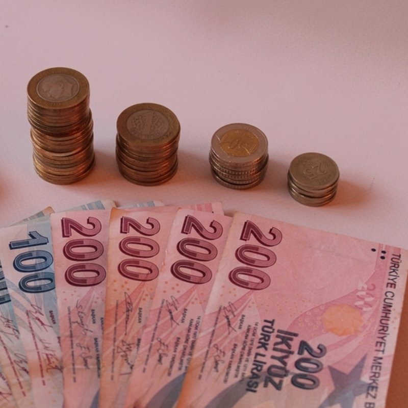 Maaş artışları için gözler çevrildi