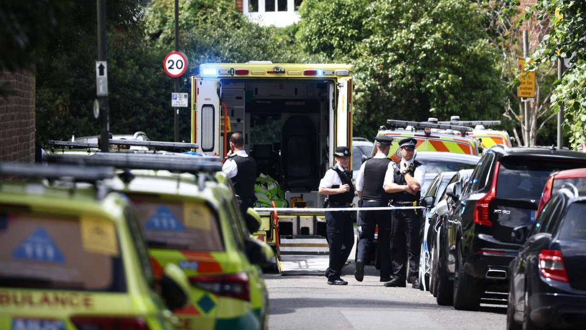 Londra emniyeti, Epstein ile ilişkili eski büyükelçinin: soruşturması çerçevesinde iki farklı lokasyonda inceleme yaşandırdi.