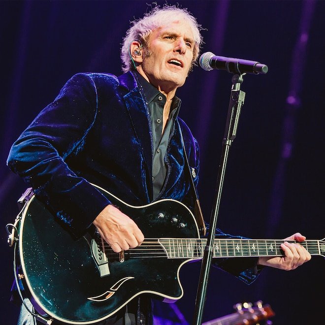 Michael Bolton’un Çocukları Babalarının Kanserle Mücadele Sürecinde Olumlu Gelişmeleri Paylaştı