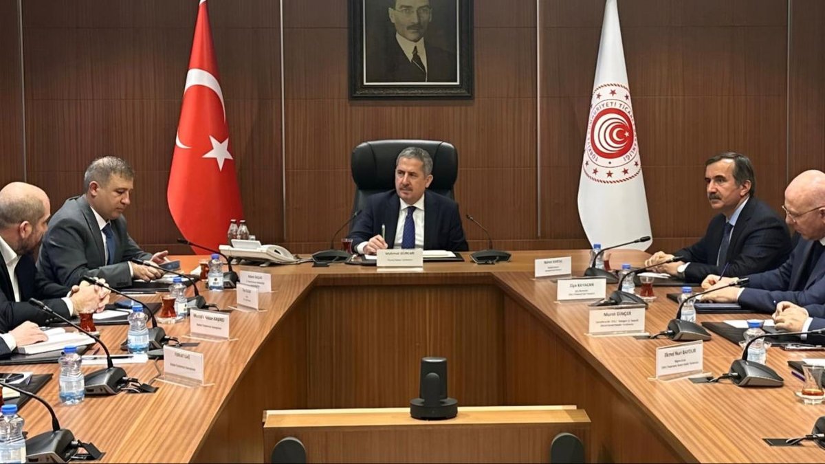 Ticaret Bakanlığı, zincir süpermarketlerle: bir araya gelerek değerlendirme yaptı