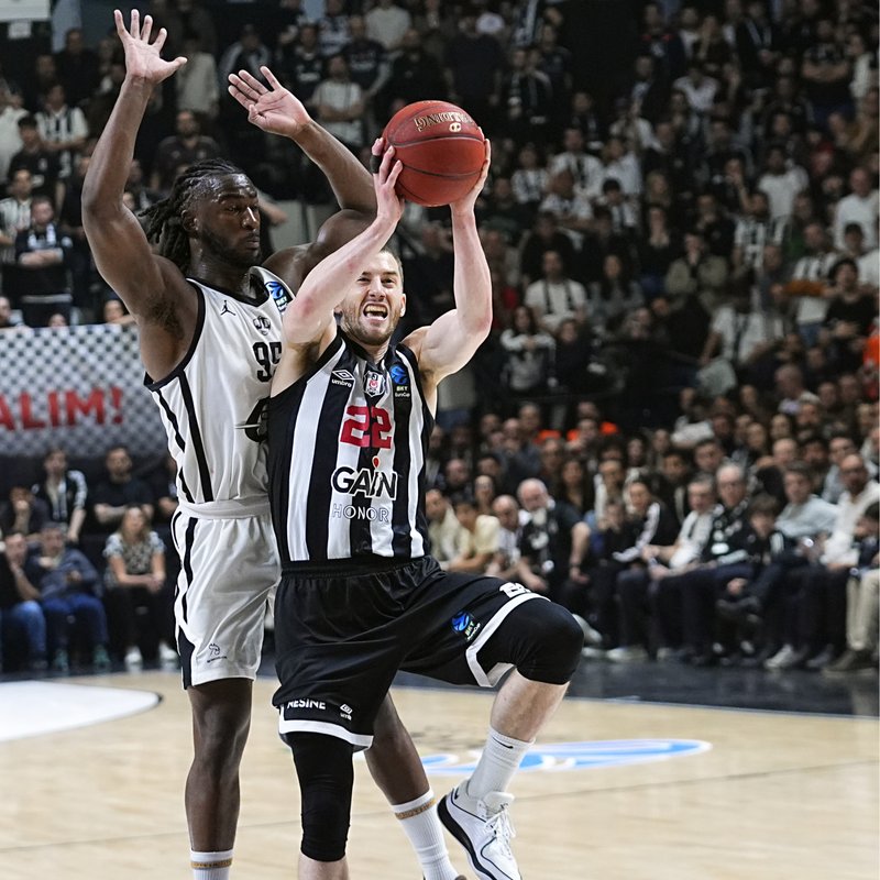 Beşiktaş finalde ilk maçı kaybetti!