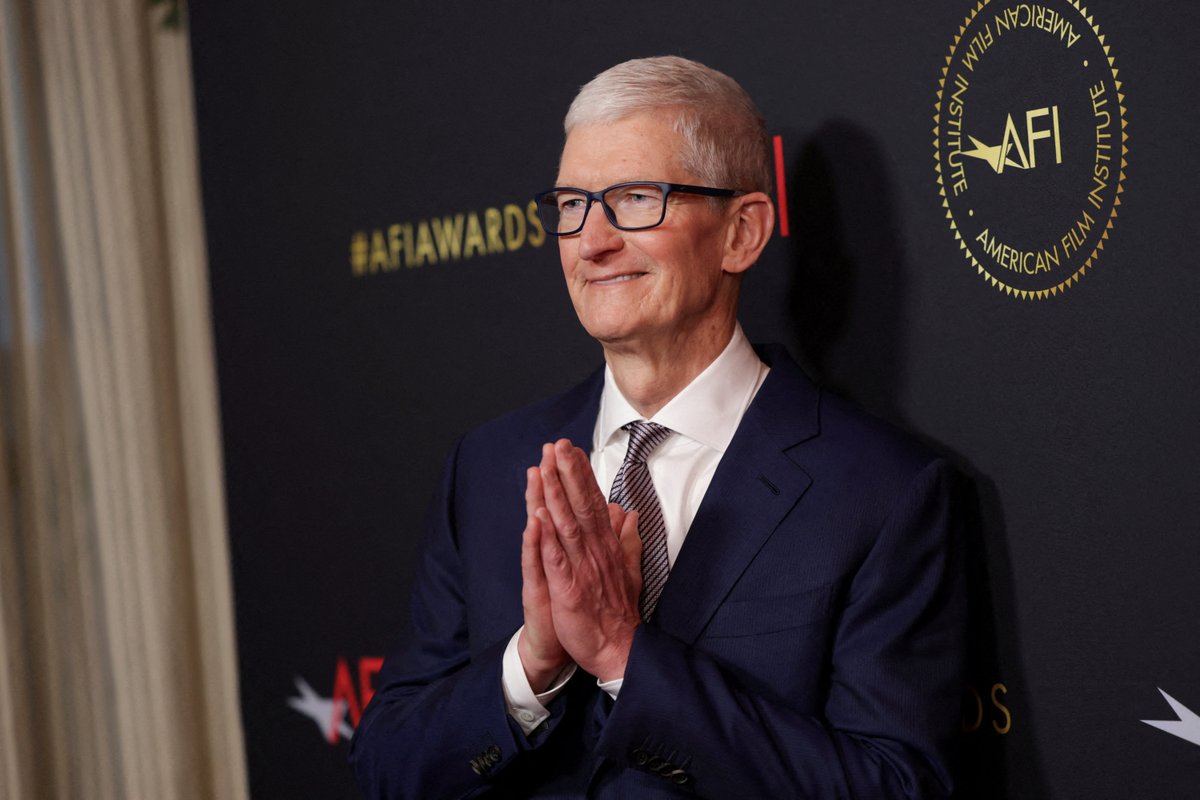 5 leadership lessons from departing Apple CEO Tim Cook
