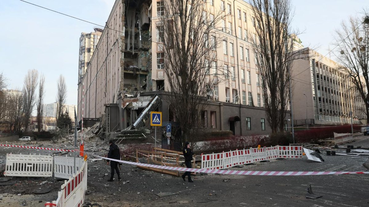 Kiev'in Belediye Başkanı Kliçko: Şehir Rusya'nın hava saldırılarıyla tehdit altında