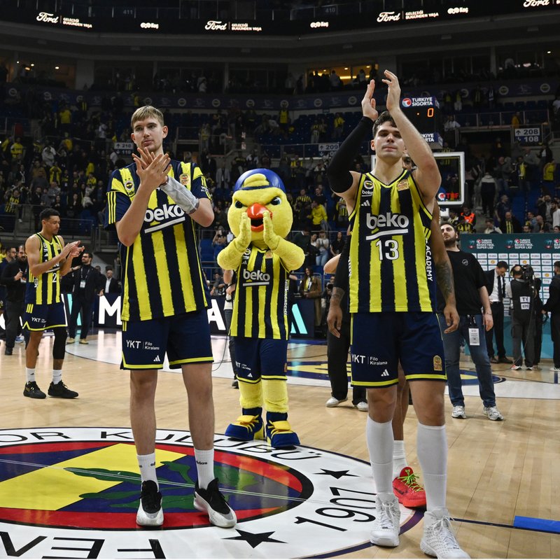 Fenerbahçe Beko, İtalya'da rahat bir galibiyet elde etti!