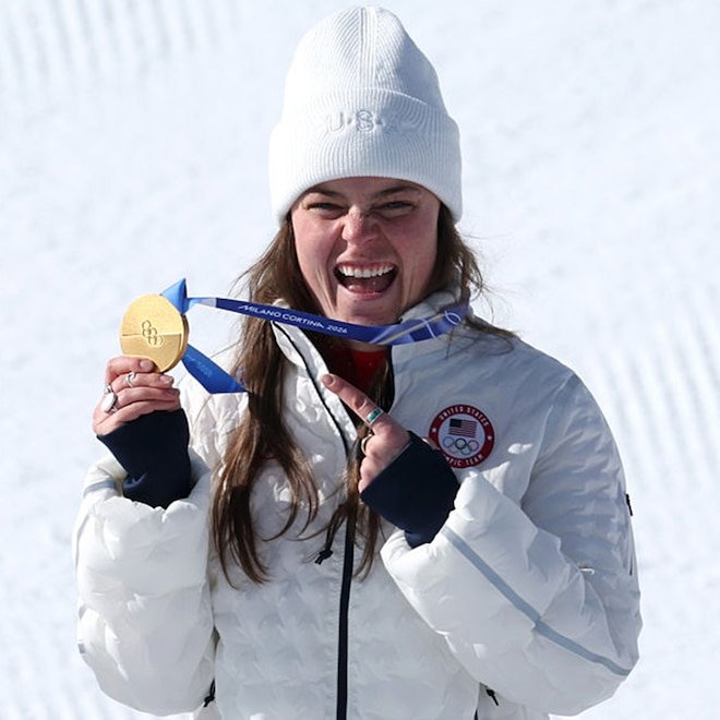Breezy Johnson, Tören Sonrası: Olimpiyat Altın Madalyasının Kırıldığını Açıkladı