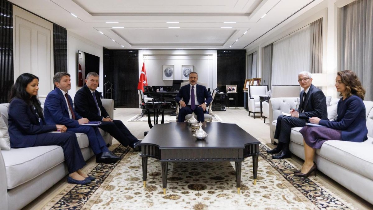 "Dışişleri Bakanı Fidan, UNRWA Genel Komiseri Lazzarini ile Görüştü"