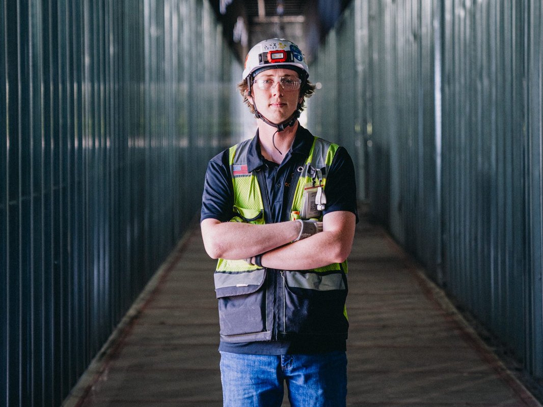 I skipped college and now earn over $40 an hour in a blue-collar job. The AI boom is creating more opportunities for me.