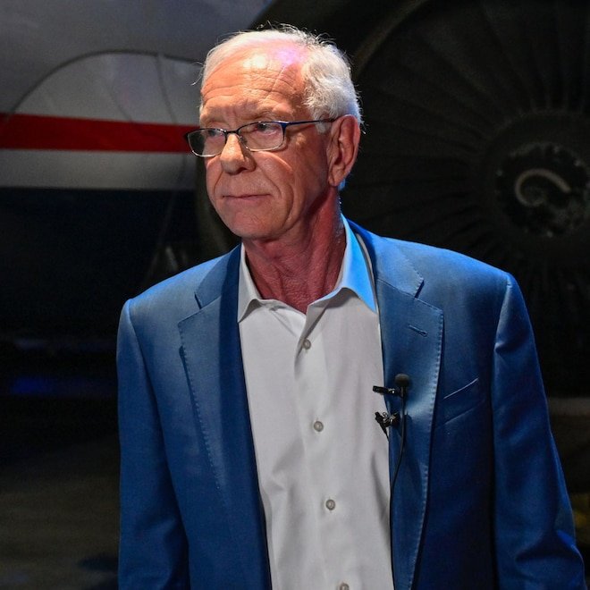 Capt. Sully, Miracle on the: Hudson Pilot, Shares Alzheimer’s Diagnosis