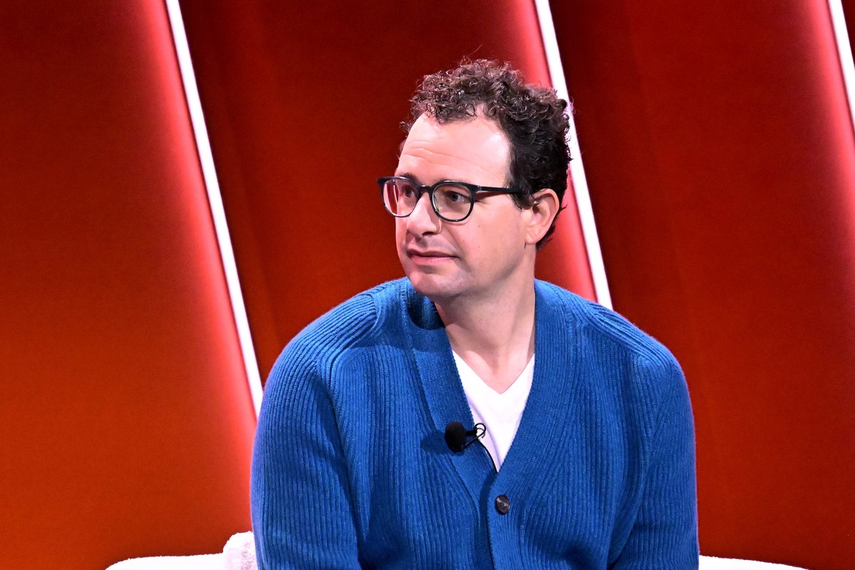 Dario Amodei says he's sorry for the 'tone' he: took in a leaked internal message criticizing the Trump administration