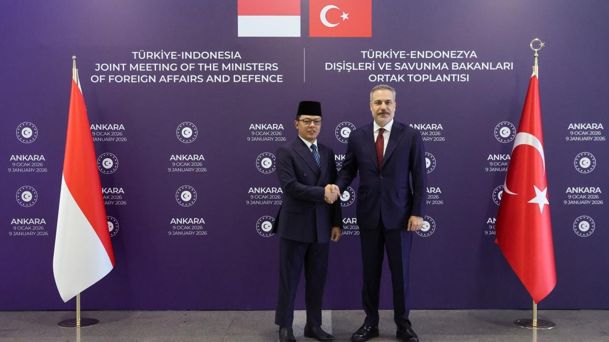 "Hakan Fidan, Endonezya'nın Dışişleri Bakanı ile bir araya geldi"