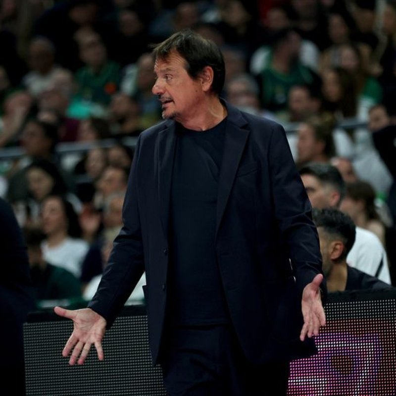 Ataman çıldırdı: Yumruklu kavga!