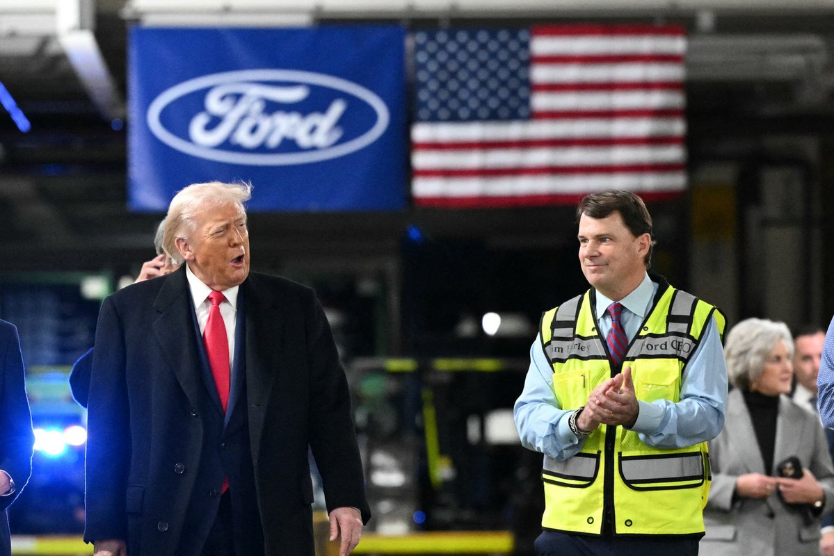 "Trump'a hakaret eden Ford çalışanı, GoFundMe'de yaklaşık 700.000 dolar bağış topladı"