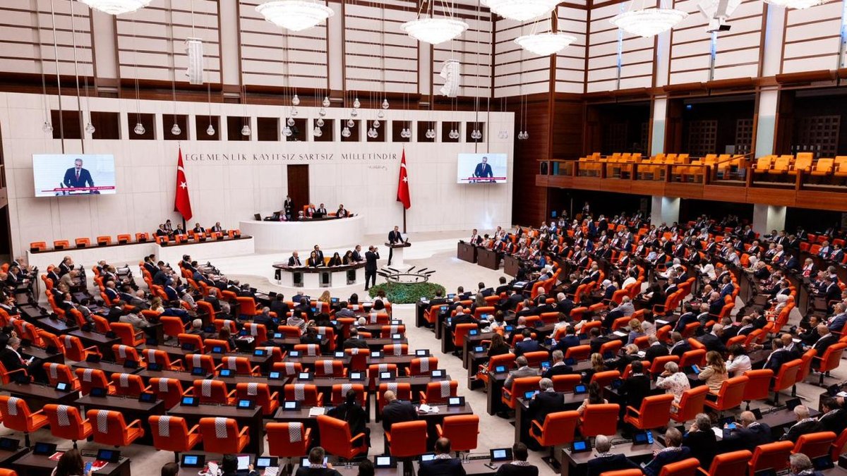 "TBMM, 2023 yılındaki ilk çalışma dönemine yoğun tartışmalarla adım atıyor"