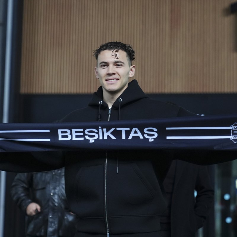 "Beşiktaş, transferini duyurdu: Kristjan Asllani"