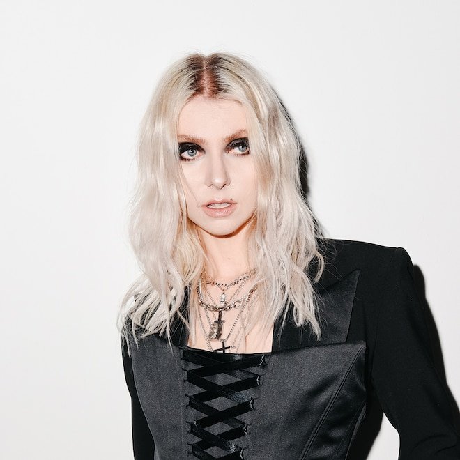 Taylor Momsen Hospitalized After Suffering Poisonous Spider Bite