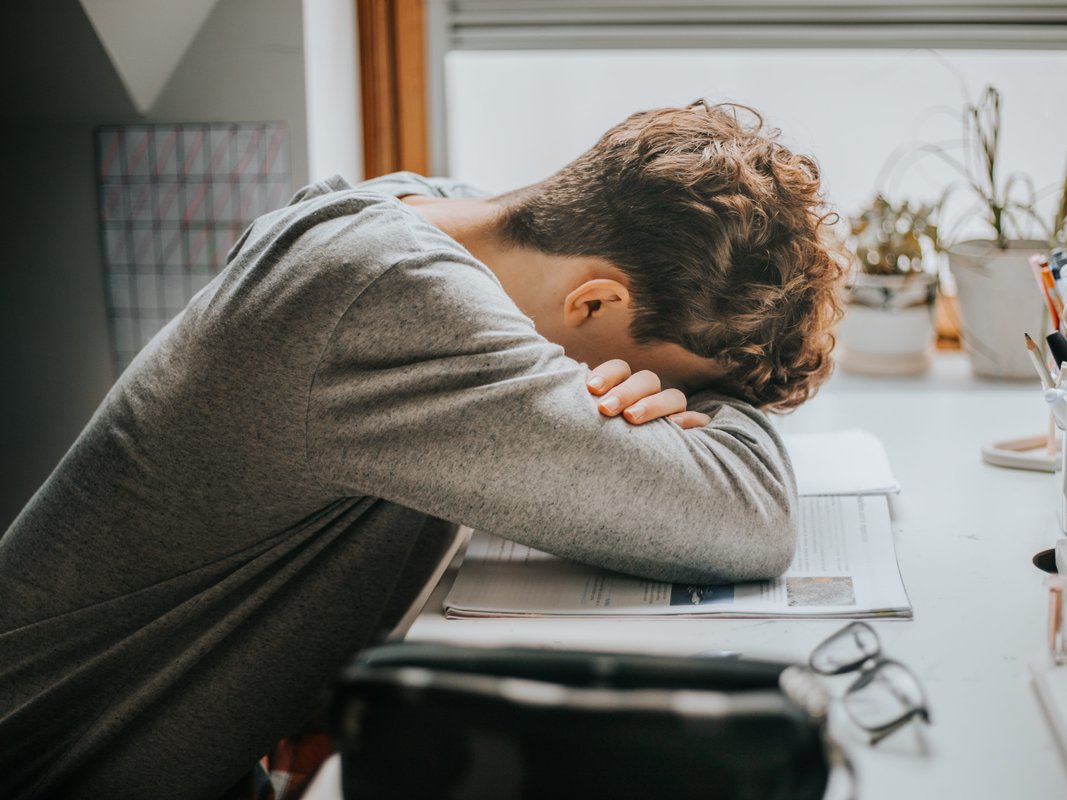 College students say they are: changing their majors because of AI