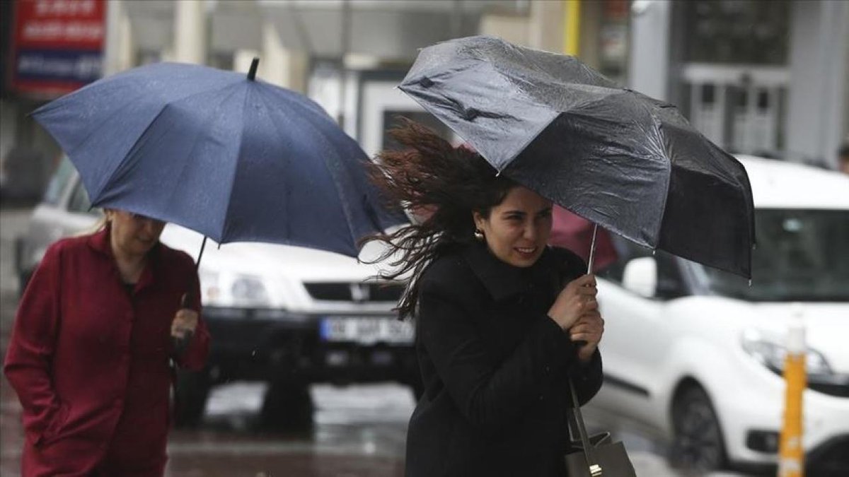 Meteoroloji, 22 ilde fırtına ve yoğun yağış için uyarıda bulundu