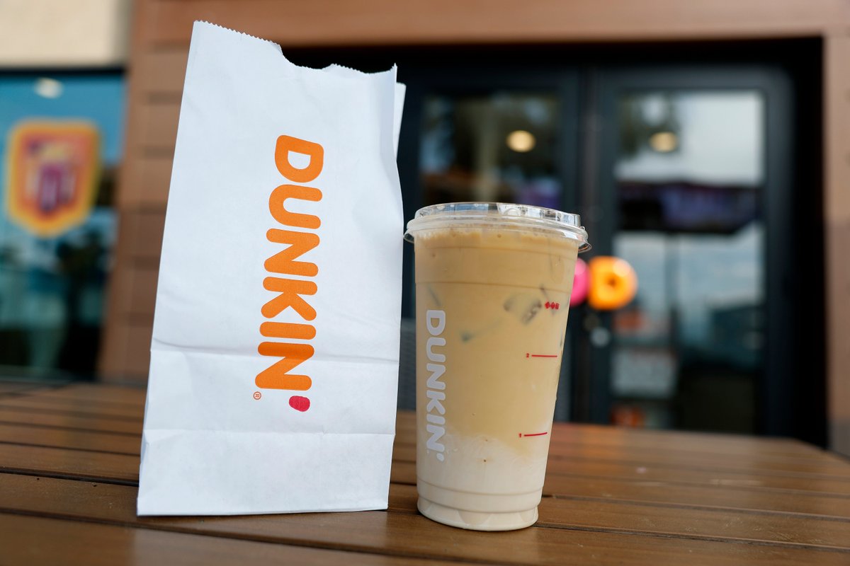 Dunkin's $6 value meal is back. I tried it,: and a full breakfast cost half the usual price.