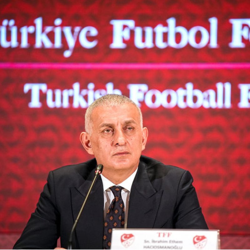 TFF Başkanı'ndan hakemlere destek çağrısı!