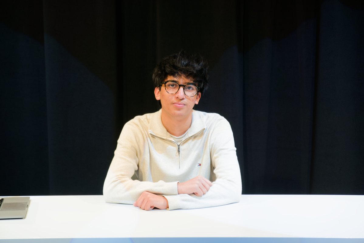 This 16-year-old refused a $300,000 offer to drop out of high school and now runs his own AI company
