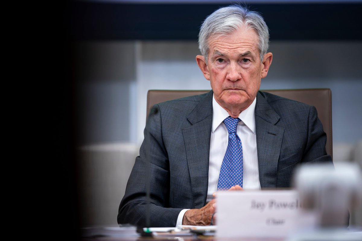 Dünyanın merkez bankacıları, Trump ile mücadelesinde Fed Başkanı Jerome Powell'ın etrafında birleşiyor.