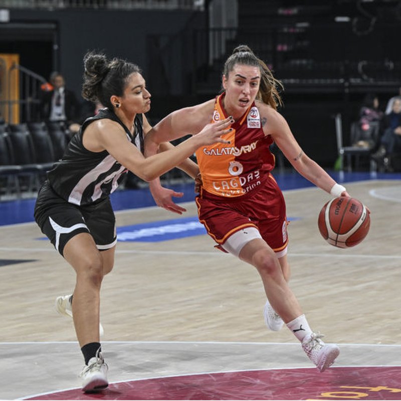 Basketbol derbisinde zafer Galatasaray'ın oldu!