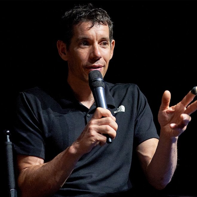"Alex Honnold'un Taipei 101'deki Tek Başına Tırmanışı İçin Aldığı Ücret Açıklandı"