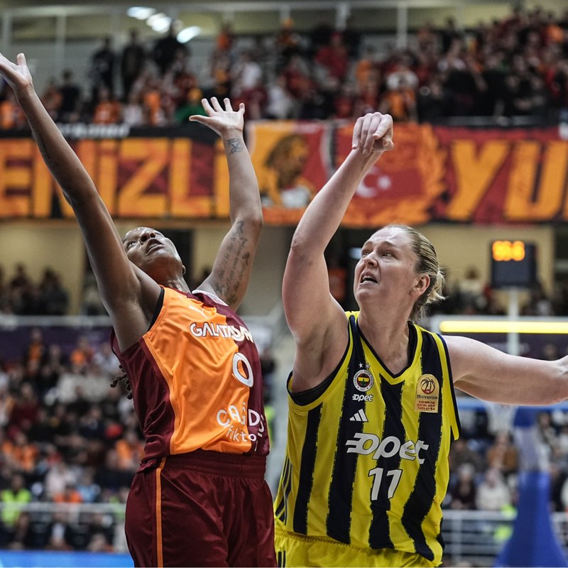 "CANLI YAYIN | Basketbolda derbi coşkusu!"