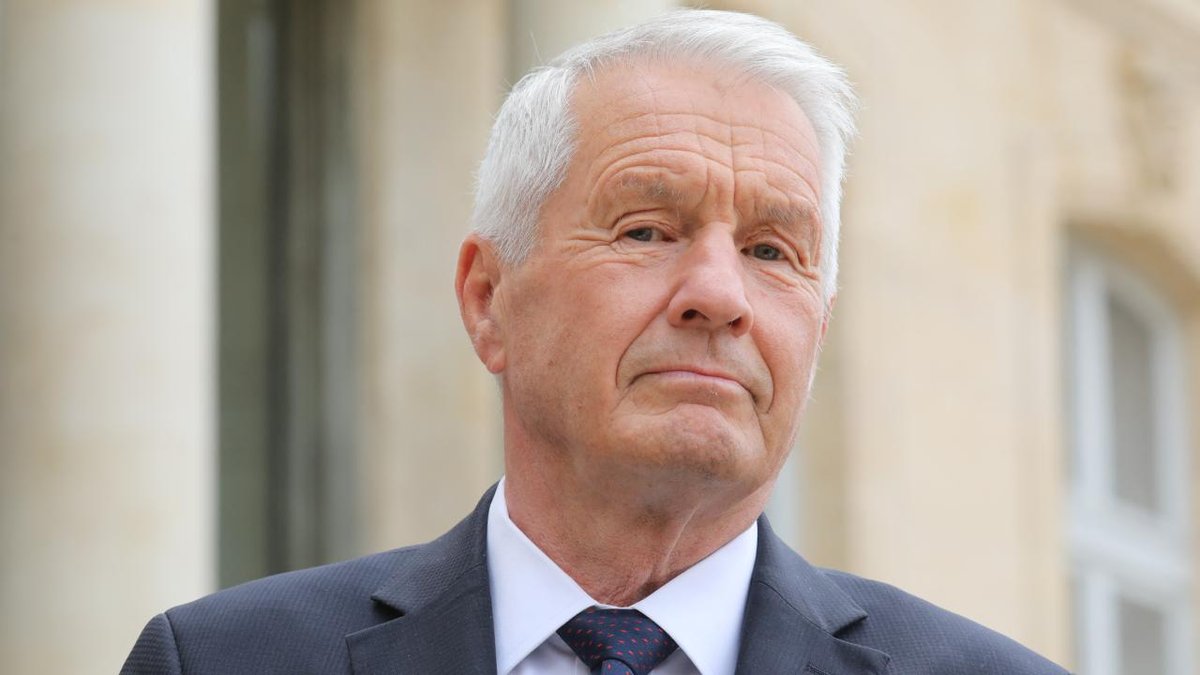 Norveç'te, Epstein ile ilişkisi ortaya çıkan eski Başbakan Jaglandın evinde arama yapıldı