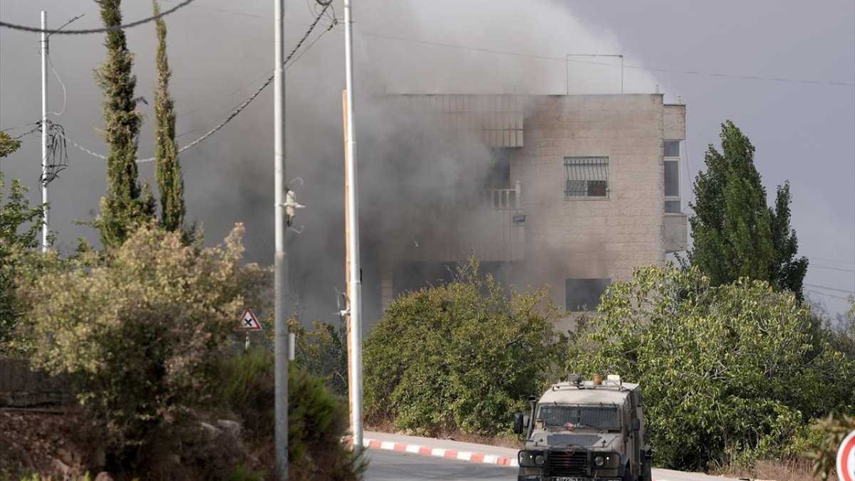 İsrail, Batı Şeria'da konutlara gaz bombası yağdırıyor