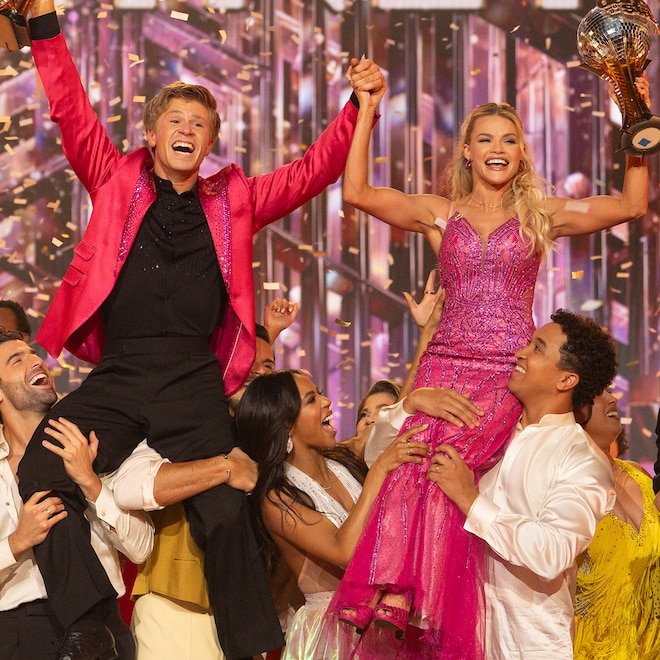 Robert Irwin, DWTS zaferinin ardından Avustralya'da Witney Carson ile bir araya geldi