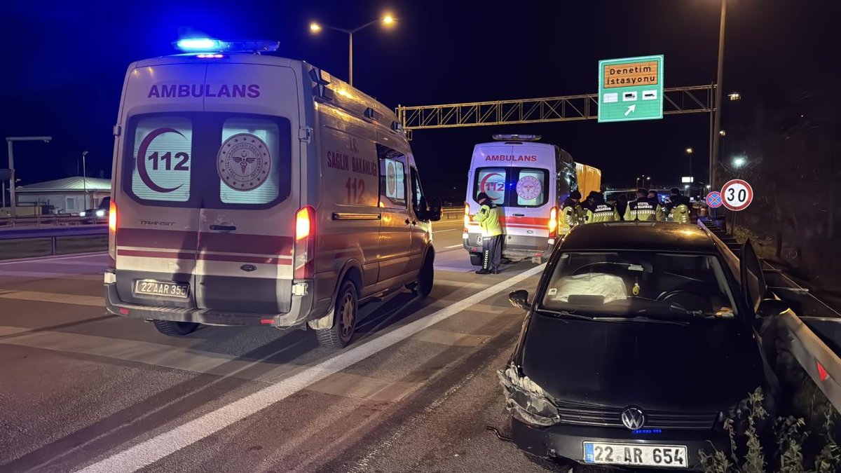 "Yanlış yönde giden araç bariyerle çarpıştı: O andaki görüntüler kaydedildi"