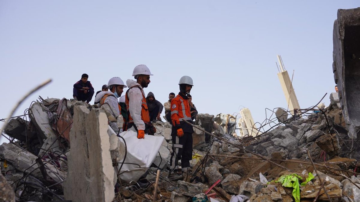 Gazze'de enkaz altındaki cenazelerin çıkarılması için Şehitlere Vefa girişimi başlatıldı