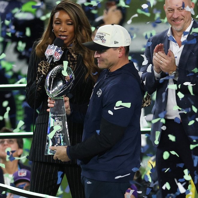 Seattle Seahawks'ın 12 Yıl Sonra Aldığı İlk Süper Bowl Zaferine Tepkileri