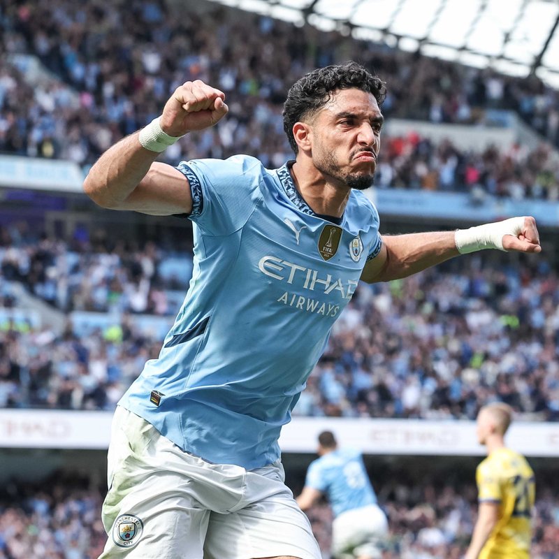 "Manchester City, Lig Kupası Finaline Yükseldi!"