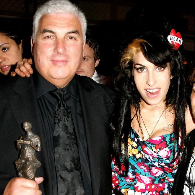 Amy Winehouse's Father to Pay: Over $1 Million After Auction Dispute