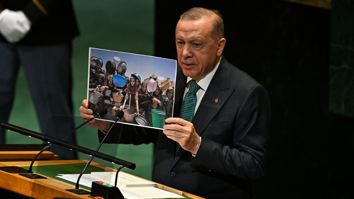 "Cumhurbaşkanı Erdoğan'ın diplomatik çabalarının odağı Gazze oldu"