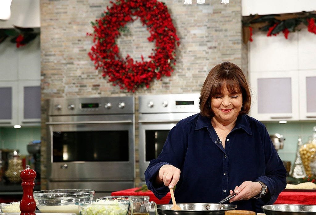 Ina Garten'in ünlü browni pudingini hazırladım. Bu zengin tatlı, bayramlar için ideal bir seçenek.
